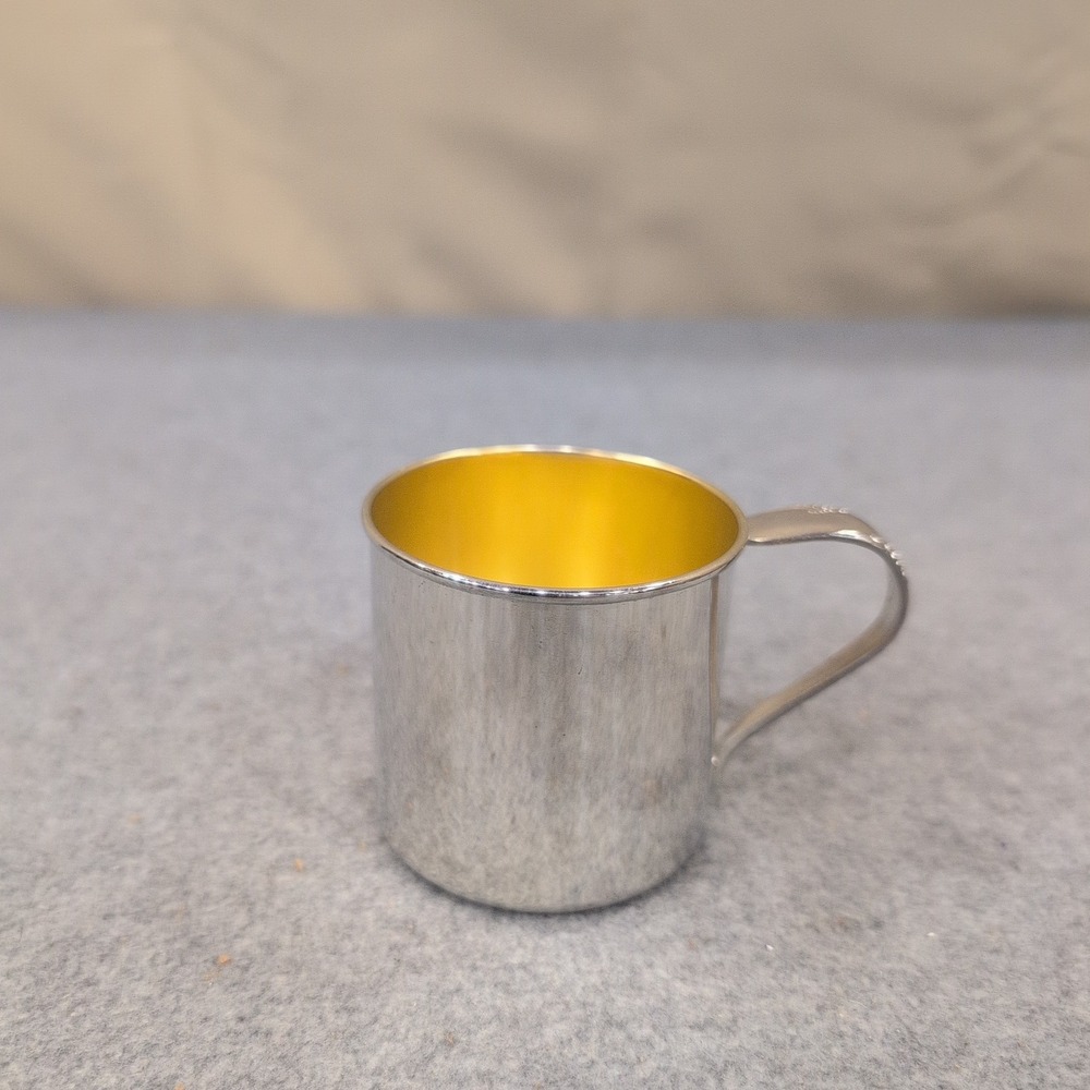 Oneida Community Tudor Plate Vintage Baby Cup Silver Plated Gold Wash Interior - Picture 3 of 8